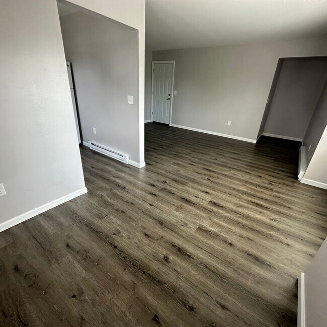 57 Ashcraft Rd Unit 3, New London, CT 06320 Room for Rent in New