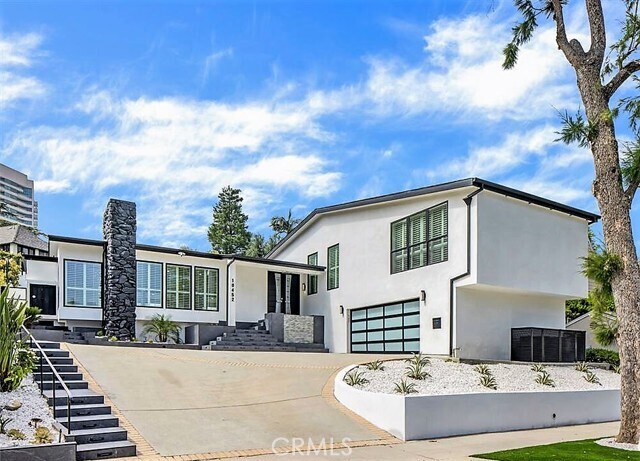 Foto principal - 10452 Le Conte Ave