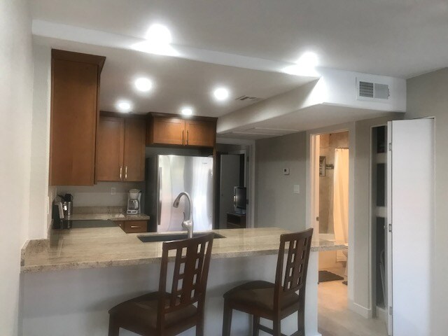 Foto del edificio - 7436 E Chaparral Rd