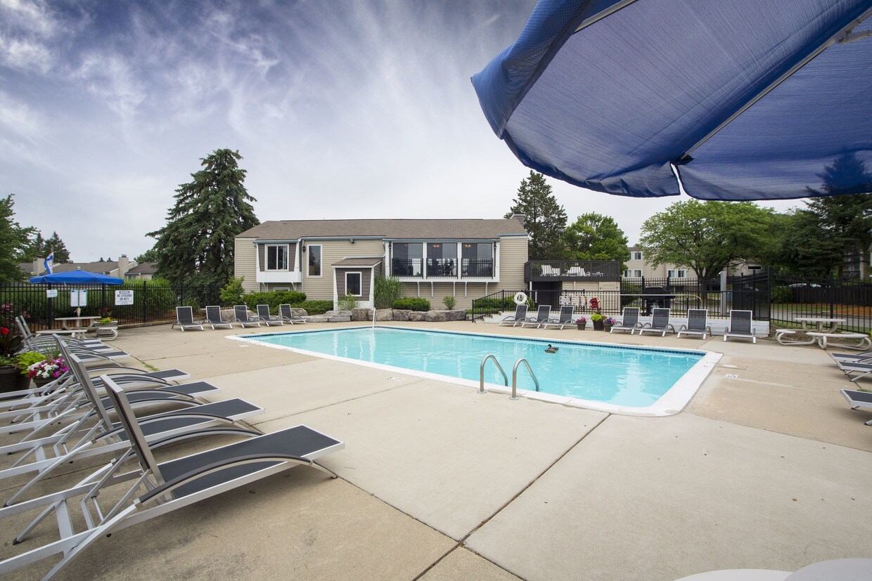 Foto principal - Carriage Hill East Apartments and Townhomes