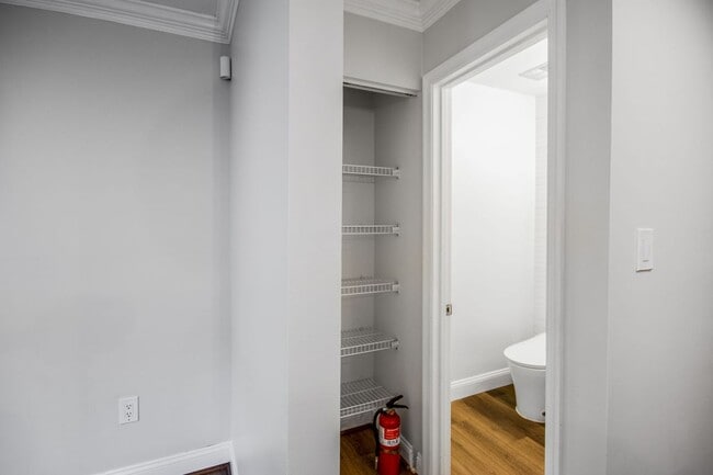 Foto del edificio - 14318 S Shore Ct