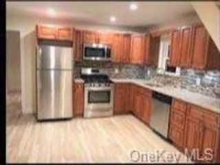 Primary Photo - 27 Tobins Ln