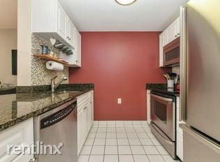 Building Photo - 1 br, 1 bath - 300 Allston St Apt 210