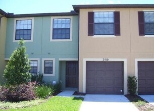 Building Photo - 2510 Edgewater Falls Dr