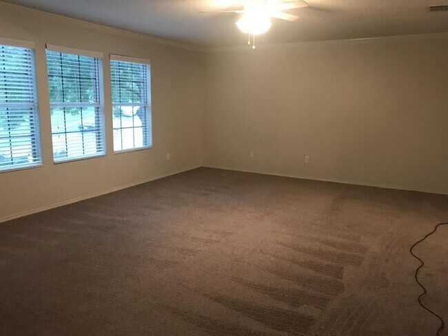 Building Photo - 3517 Quail View Dr