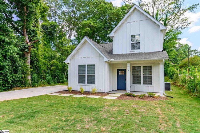 Foto del edificio - 4 Plum Dr