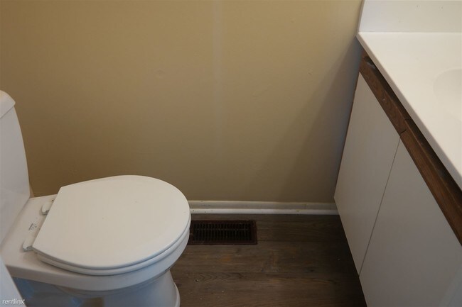 Building Photo - 3 br, 1.5 bath House - 2407 Kevsway Ct