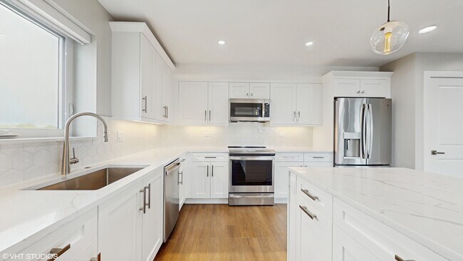 Foto del edificio - 550 Sheridan Square