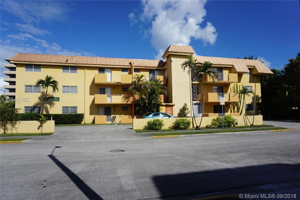 Foto principal - 7500 SW 59th Ave