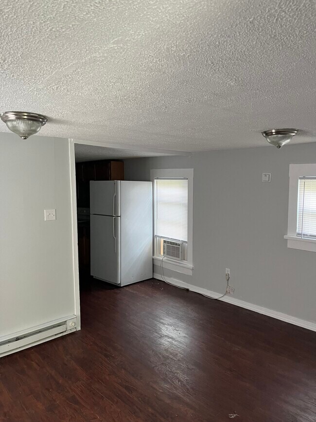 Building Photo - 18 Elizabeth St