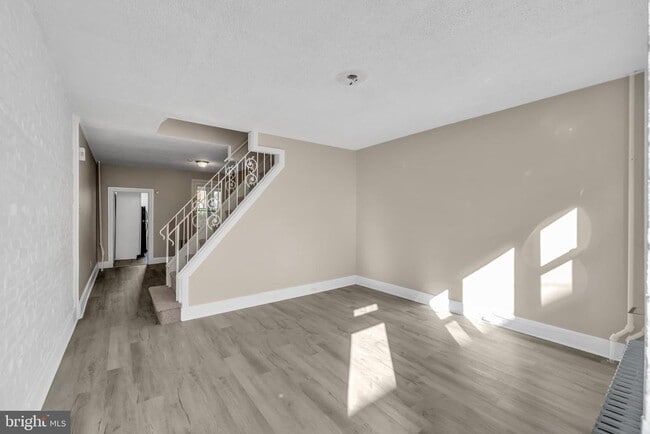 Building Photo - 4413 Baker St