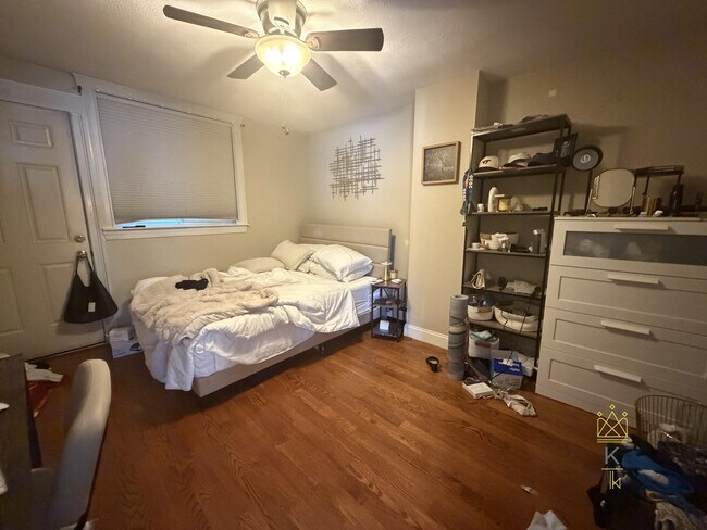 Foto del edificio - 270 E St. Unit 2