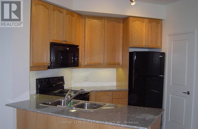 Building Photo - 70 Absolute Ave