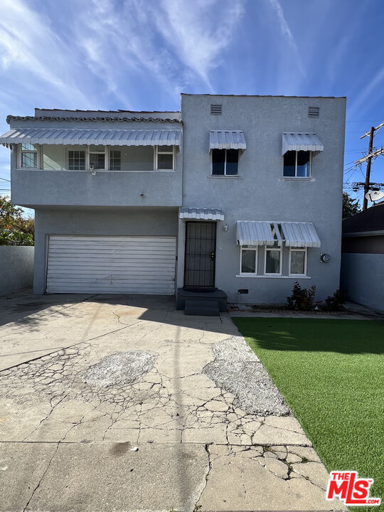 Foto del edificio - 2413 Cochran Ave