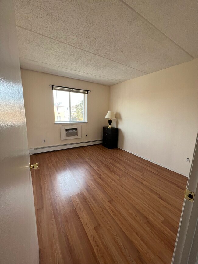Foto del edificio - 3316 14th St