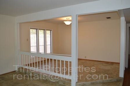 Building Photo - 1432 Tiffany Cir