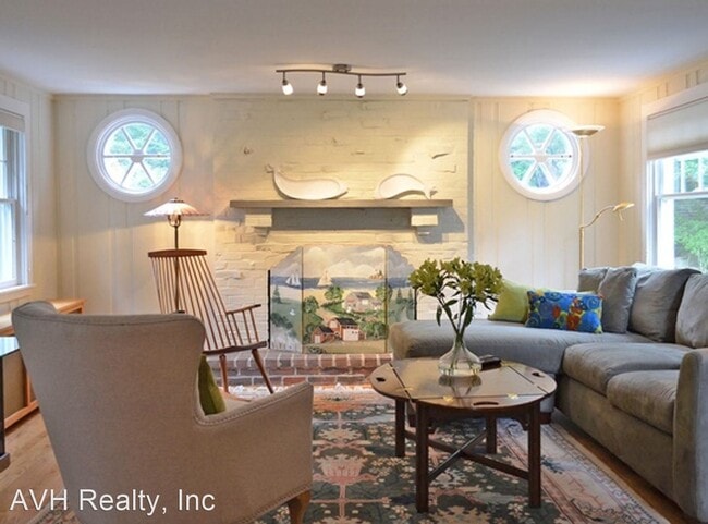 Building Photo - 3 br, 2 bath House - 8 Saint Louis Avenue