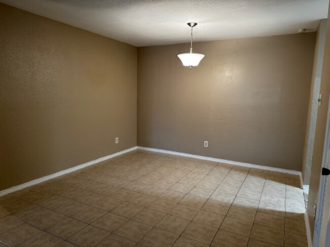 Foto del edificio - 9700 Leawood Blvd