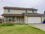 Foto principal - 730 NE Negus Pl