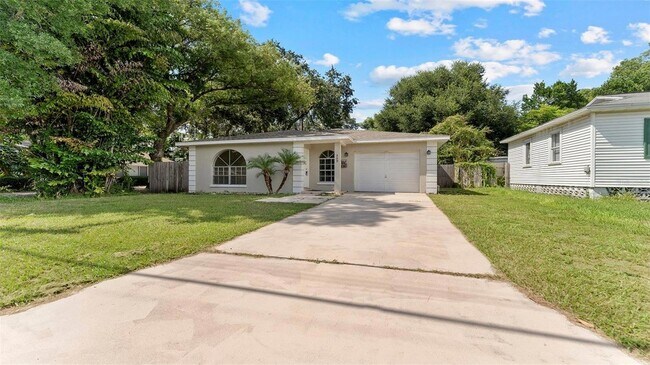 Foto del edificio - 309 W South Ave