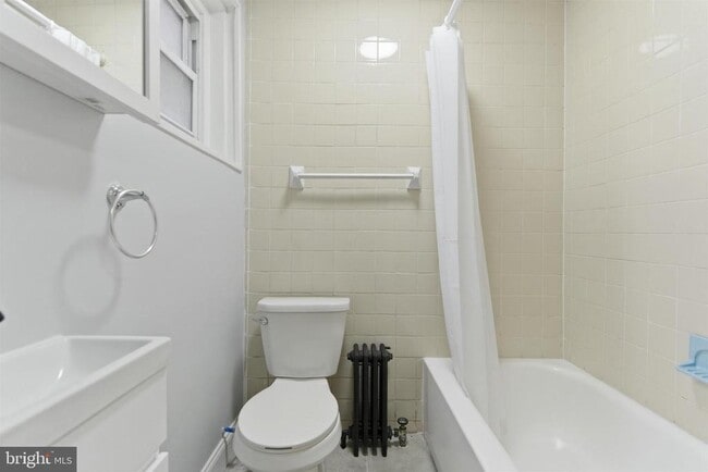 Building Photo - 5442 Haverford Ave