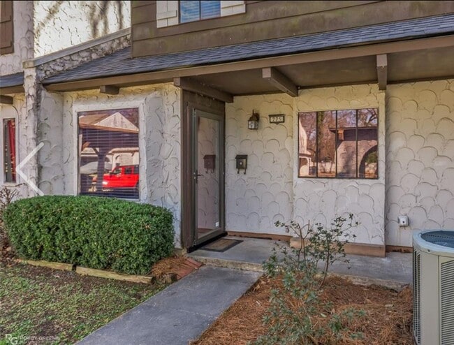 Building Photo - ** 2 BED/1.5 BATH CANDO IN NORTH SHREVEPORT **