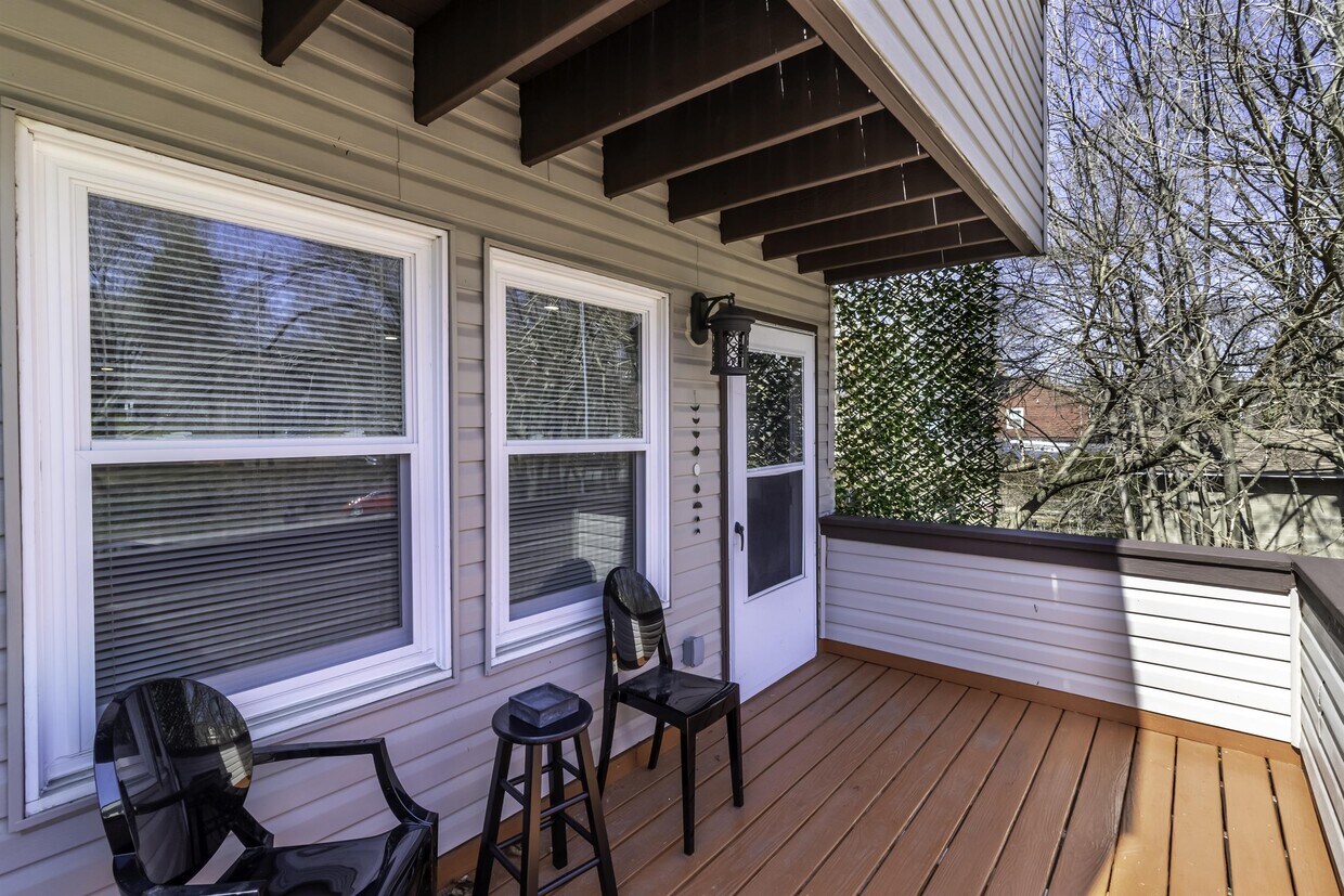 Foto principal - 916 Highview St