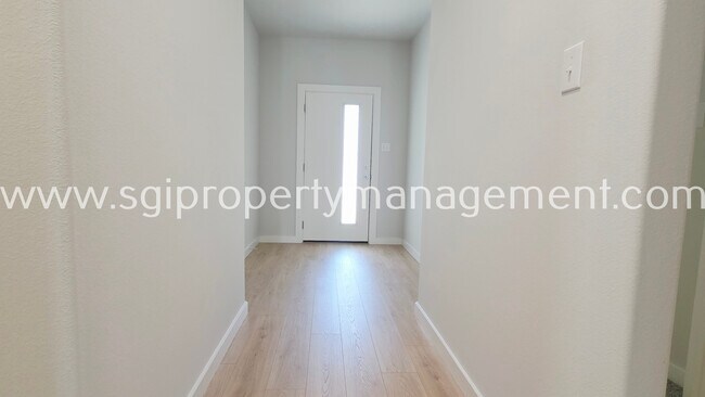 Foto del edificio - 3604 High Valley Dr