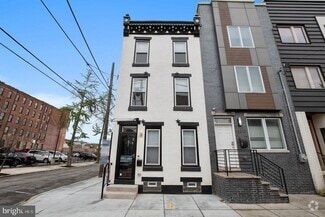 Building Photo - 2468 Jasper St