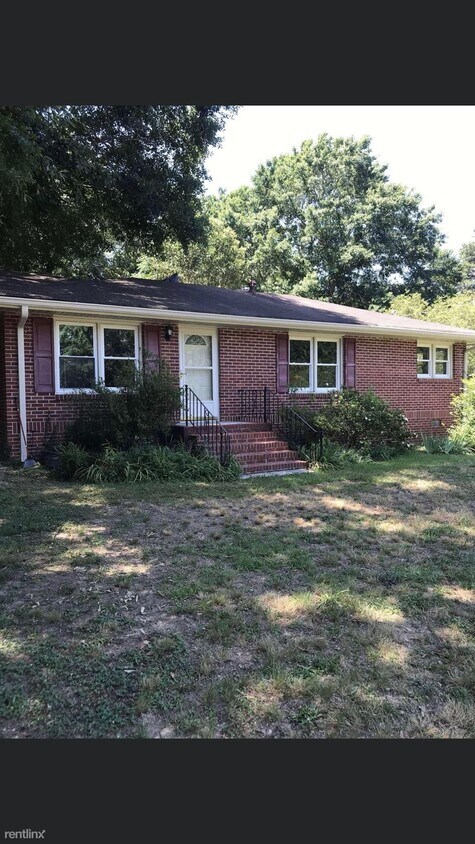 Primary Photo - 3 br, 1 bath House - 125 Mcleroy Drive