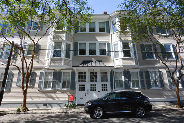 Foto del edificio - Luxury South of Broad Home!