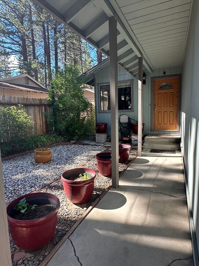 Foto del edificio - Well Kept Home in Quiet Neighborhood with ...