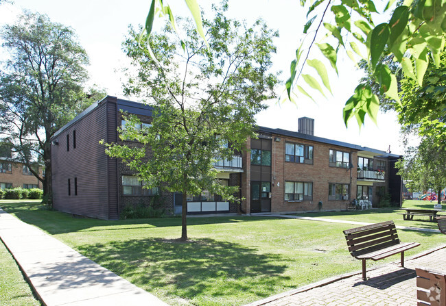 Building Photo - North Acres Apartments