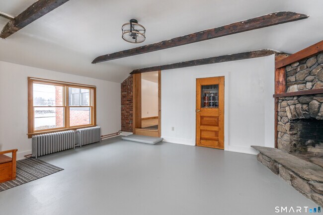 Foto del edificio - 14 Browns Ln