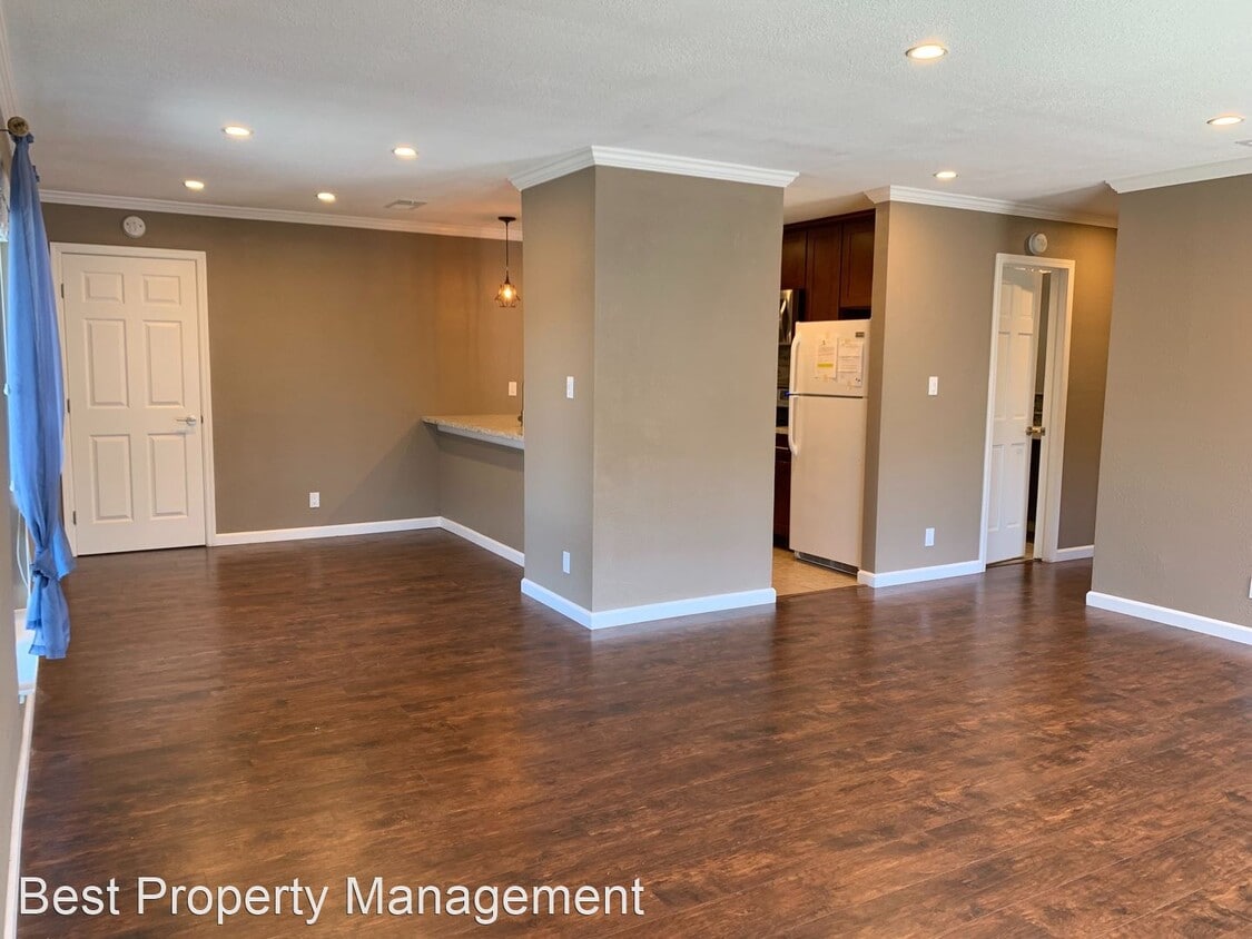 Primary Photo - 2 br, 1 bath House - 5564 Roundtree Ter.
