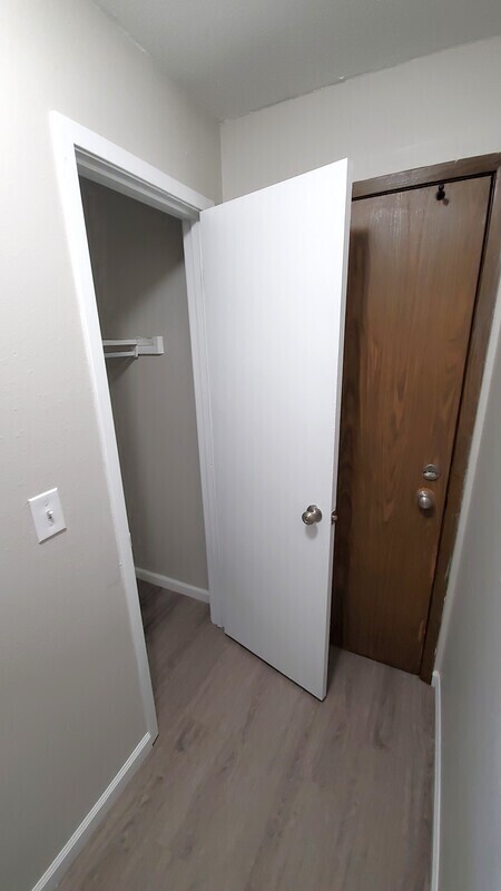 Foto del edificio - 74 Northwood Dr