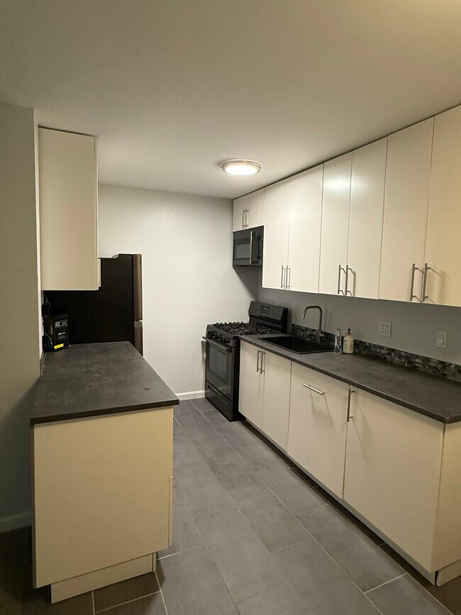 Foto del edificio - 13754 Mango Dr