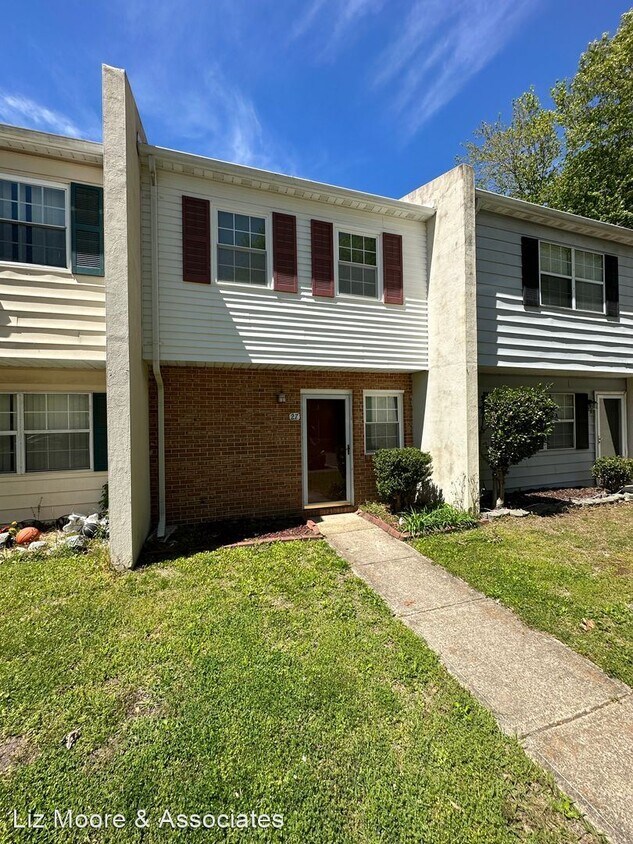 Primary Photo - 2 br, 1.5 bath House - 27 Sally Ann Place