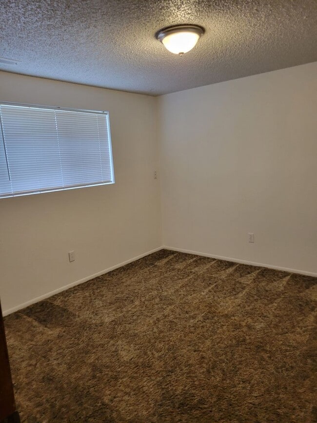 Foto del edificio - House located in West Valley