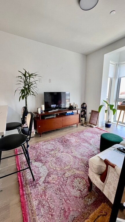 Foto del edificio - 144 Old Colony Ave