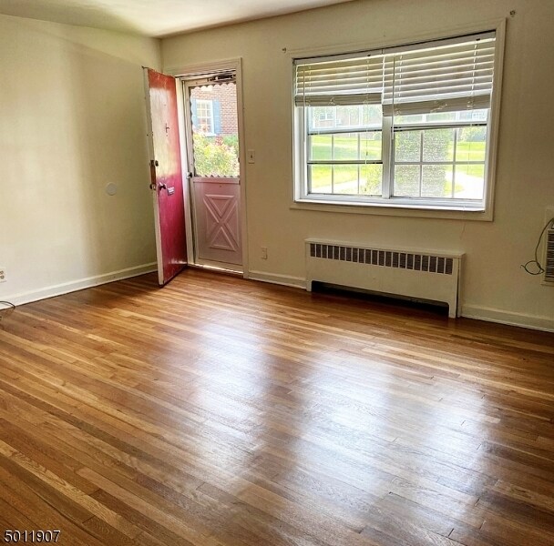 Building Photo - 17A W Roselle Ave