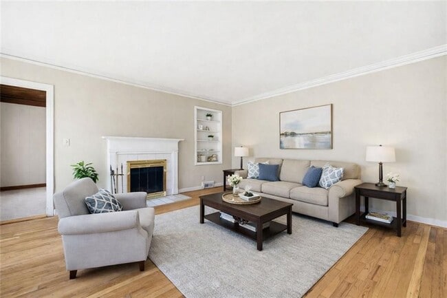 Building Photo - 1911 N Decatur Rd