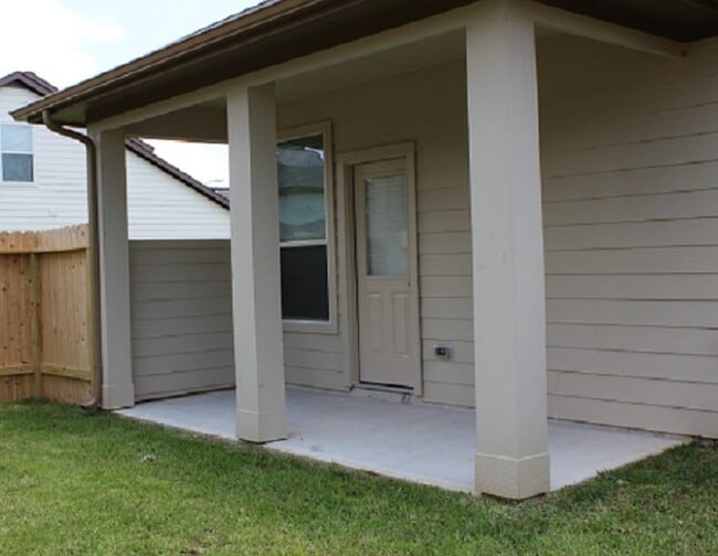Building Photo - Bavaria - 12155 Pia Dr. Houston, TX 77044
