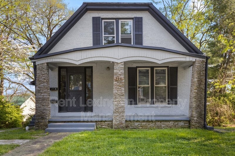 Primary Photo - 306 E High St