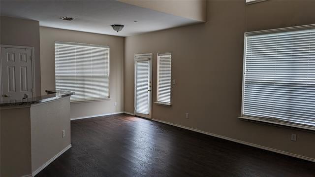 Building Photo - 4552 Sycamore Dr