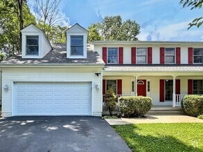 Building Photo - 9813 Fendale Ln