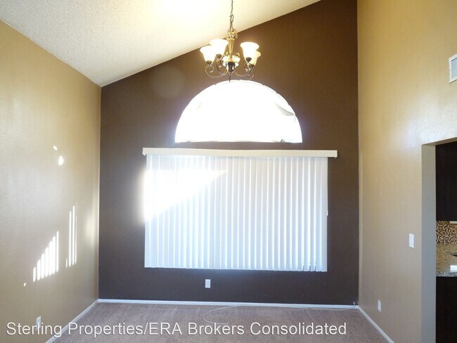 Building Photo - 4 br, 2.5 bath House - 405 Pemberry Circle