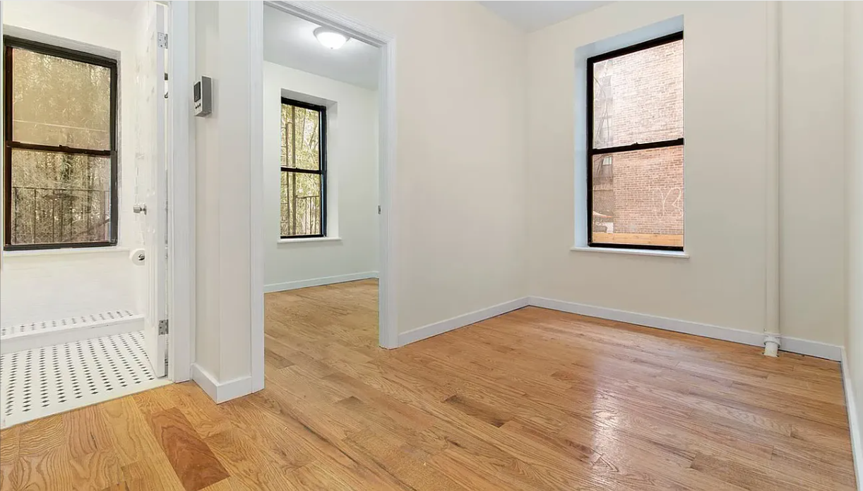 Foto principal - 373 W 52nd St