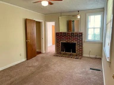 Building Photo - 328 Monette St