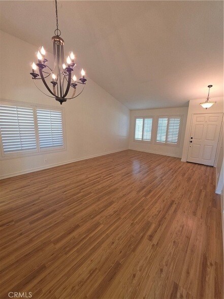 Foto del edificio - 13436 Cypress Ave